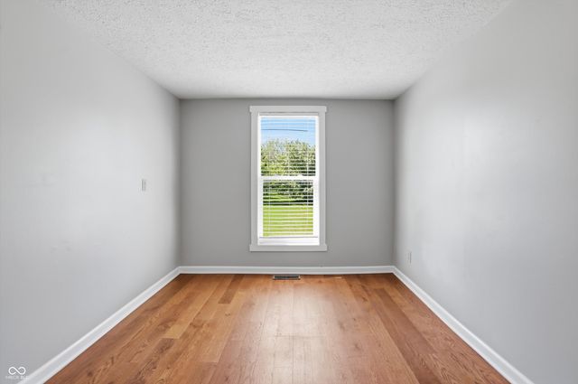 6336 N Carroll Road, Indianapolis, IN 46235