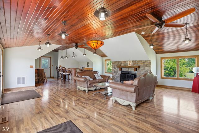 6336 N Carroll Road, Indianapolis, IN 46235