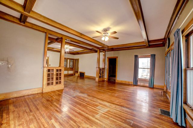 300 N Axtel Avenue, Milford, IL 60953