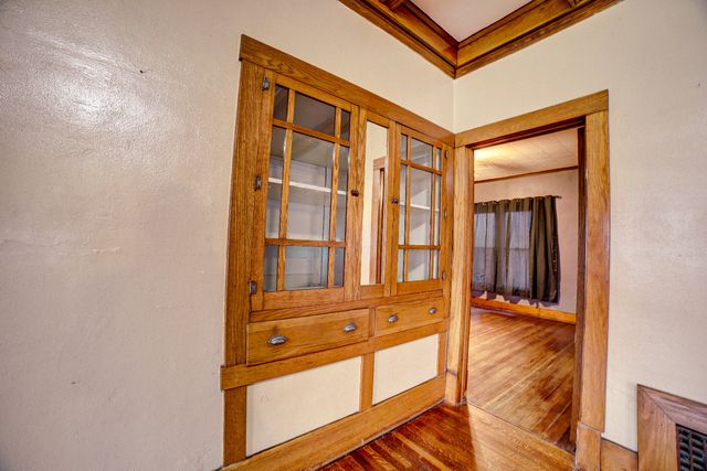 300 N Axtel Avenue, Milford, IL 60953