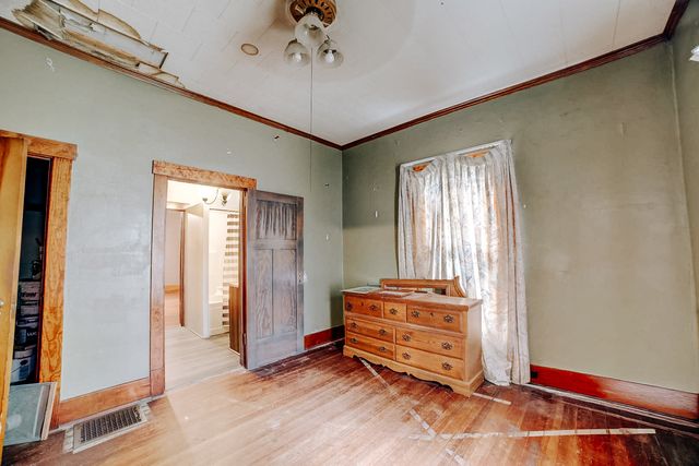 300 N Axtel Avenue, Milford, IL 60953