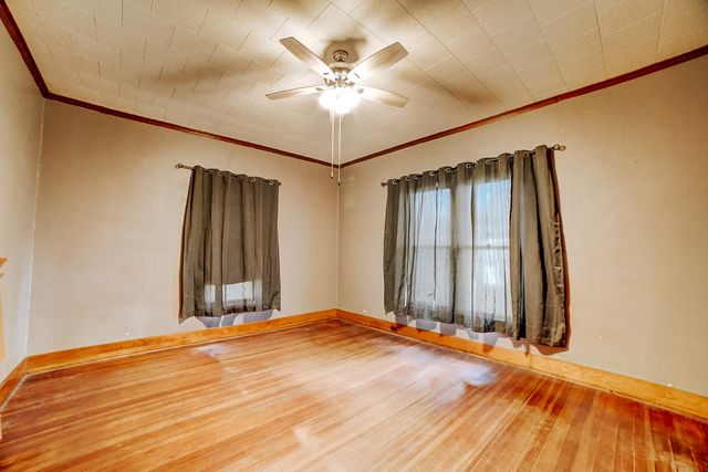 300 N Axtel Avenue, Milford, IL 60953