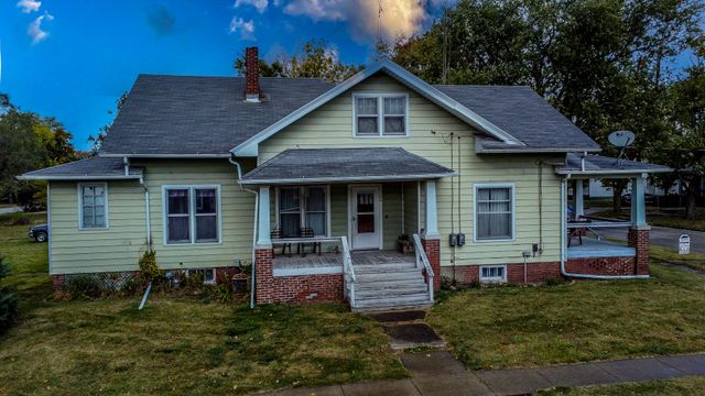 300 N Axtel Avenue, Milford, IL 60953