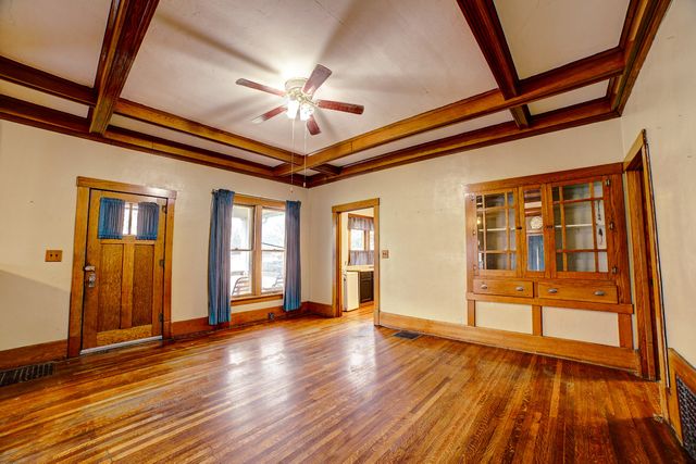 300 N Axtel Avenue, Milford, IL 60953