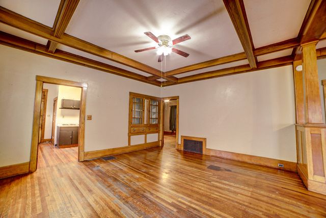 300 N Axtel Avenue, Milford, IL 60953