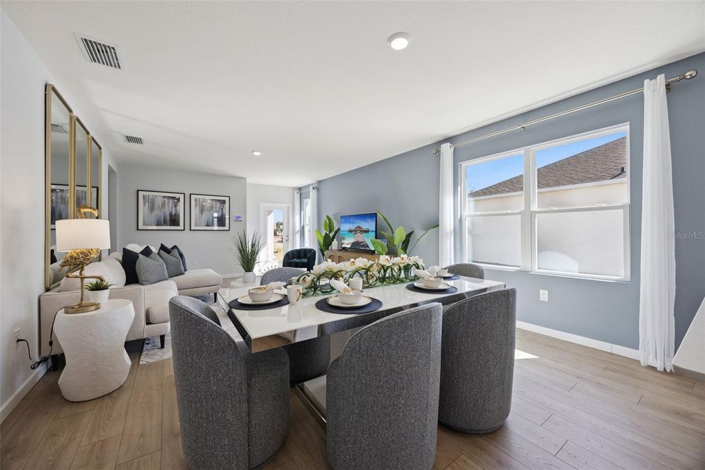 Image 6 of property listing at 3023 GREY MOSS DRIVE, St Cloud, FL 34773