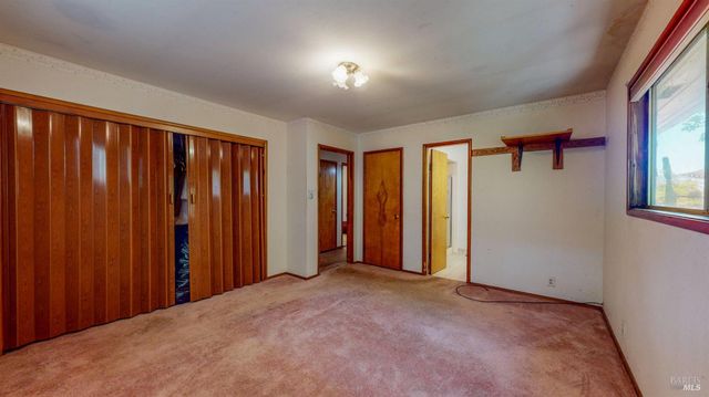 201 Gossage Ave, Petaluma, CA 94952