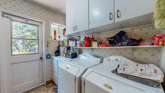 201 Gossage Ave, Petaluma, CA 94952