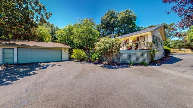 201 Gossage Ave, Petaluma, CA 94952