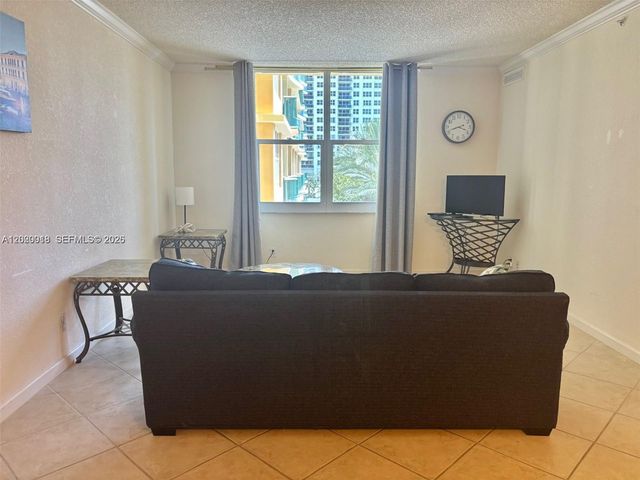 2501 S Ocean Dr 433, Hollywood, FL 33019