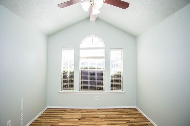 1904 77th Place, Lubbock, TX 79423