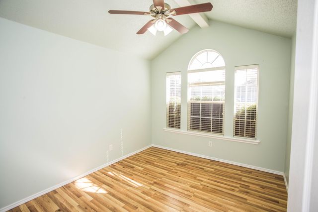 1904 77th Place, Lubbock, TX 79423