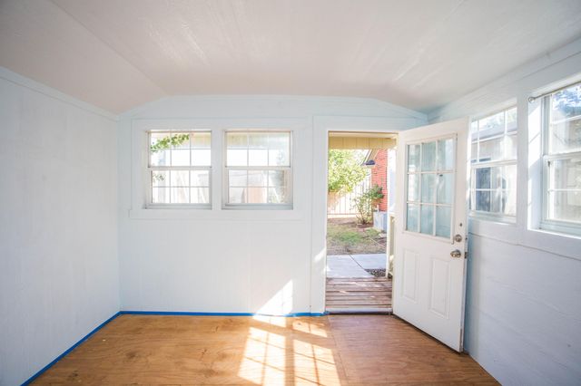 1904 77th Place, Lubbock, TX 79423