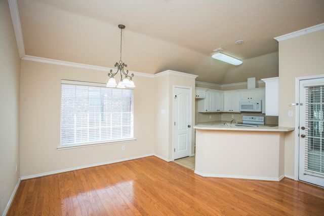 1904 77th Place, Lubbock, TX 79423