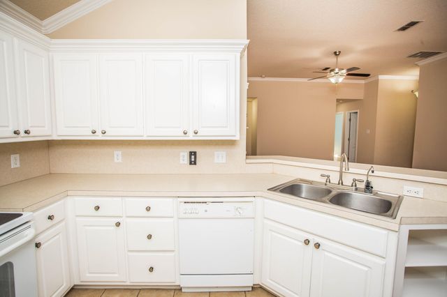 1904 77th Place, Lubbock, TX 79423