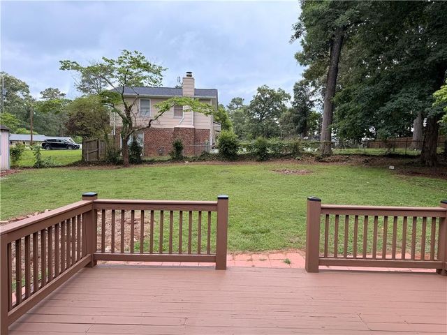 886 Killian Hill Road SW, Lilburn, GA 30047