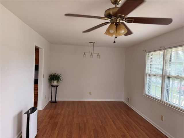 886 Killian Hill Road SW, Lilburn, GA 30047