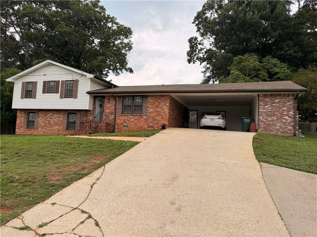 886 Killian Hill Road SW, Lilburn, GA 30047