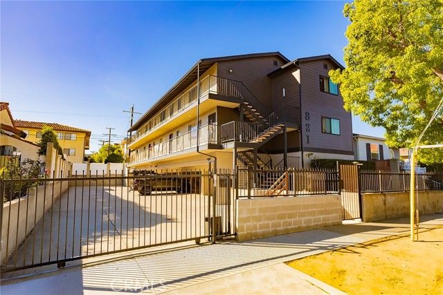 819 S Meyler, San Pedro (los Angeles), CA 90731