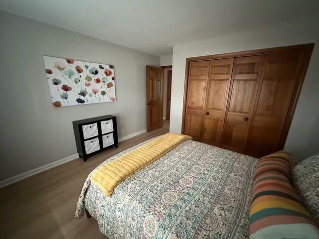 131 Newberry Avenue 1S, Libertyville, IL 60048