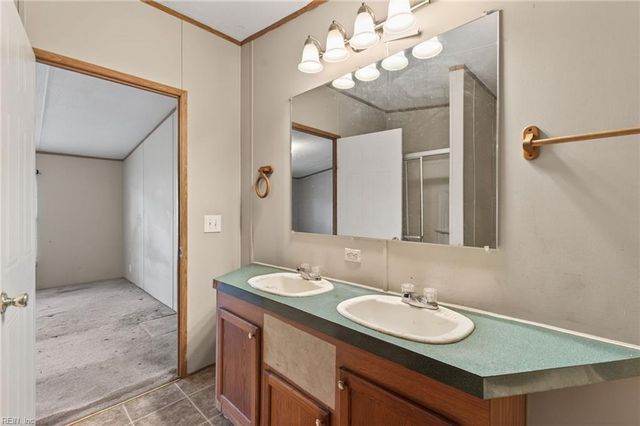 13382 George Washington Memorial HWY, Gloucester, VA 23061