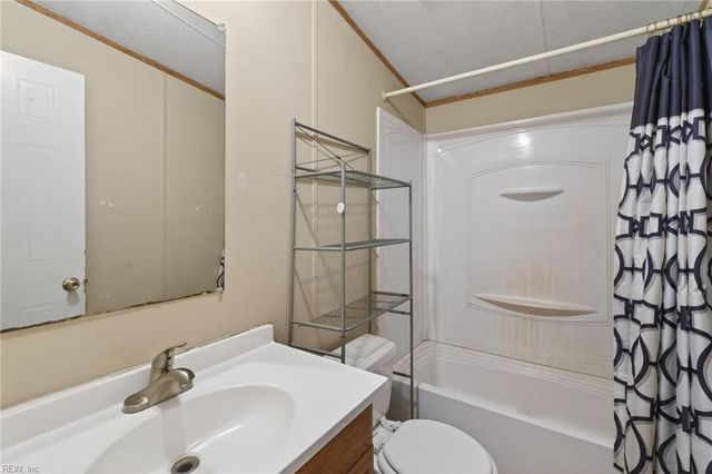 13382 George Washington Memorial HWY, Gloucester, VA 23061