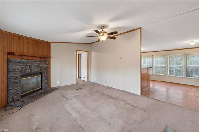 13382 George Washington Memorial HWY, Gloucester, VA 23061