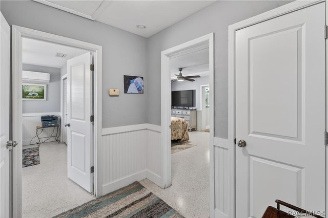 1115 SE Kings Bay Drive, Crystal River, FL 34429