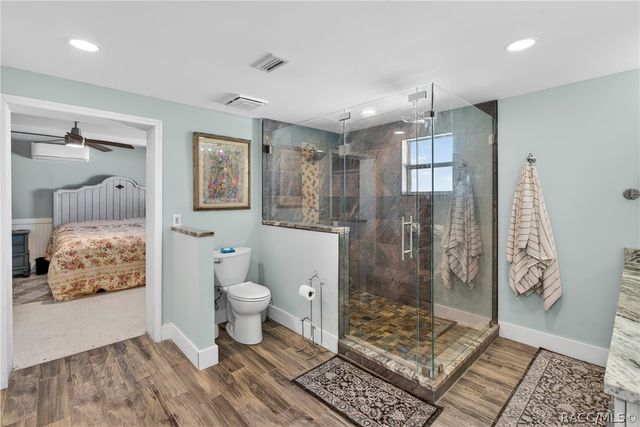 1115 SE Kings Bay Drive, Crystal River, FL 34429