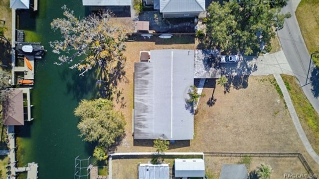 1115 SE Kings Bay Drive, Crystal River, FL 34429