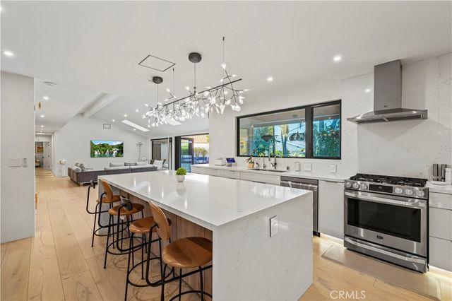 3640 Wrightwood, Studio City, CA 91604