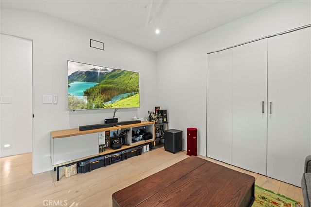 3640 Wrightwood, Studio City, CA 91604