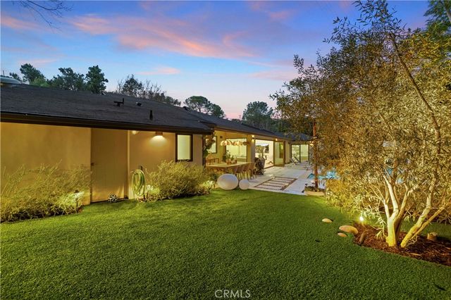 3640 Wrightwood, Studio City, CA 91604