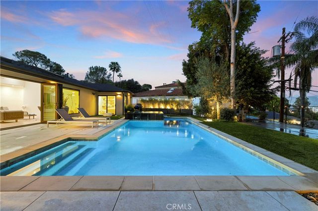 3640 Wrightwood, Studio City, CA 91604