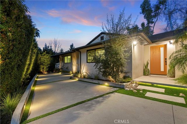 3640 Wrightwood, Studio City, CA 91604