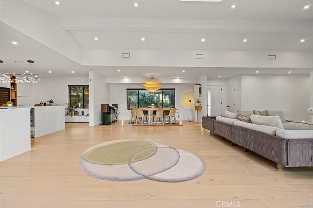 3640 Wrightwood, Studio City, CA 91604