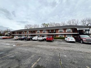 417 N Pleasant Street 202, Springdale, AR 72764