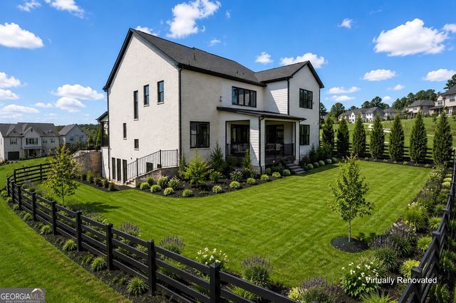 17105 River Overlook Drive, Roswell, GA 30075