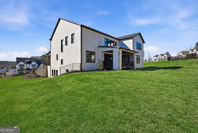 17105 River Overlook Drive, Roswell, GA 30075