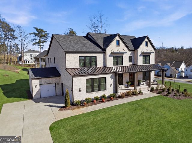 17105 River Overlook Drive, Roswell, GA 30075