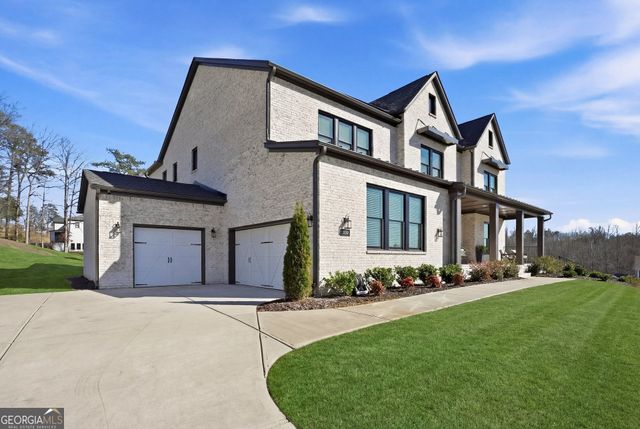 17105 River Overlook Drive, Roswell, GA 30075