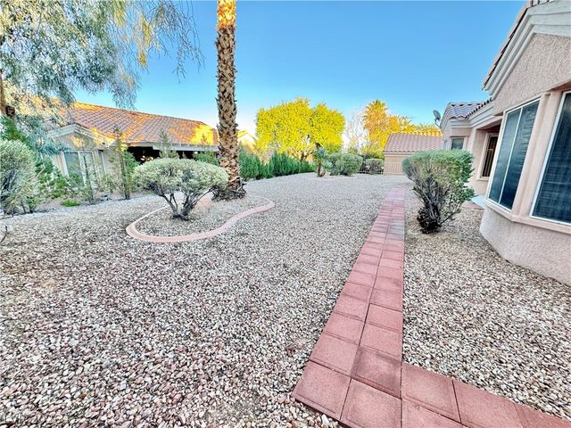 10316 Bent Brook Place, Las Vegas, NV 89134
