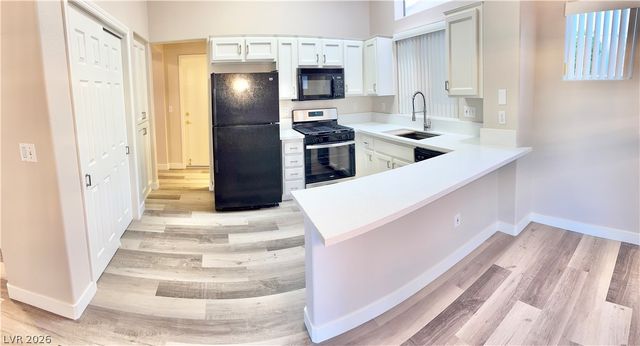 10316 Bent Brook Place, Las Vegas, NV 89134