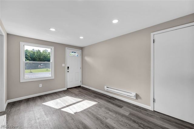 12215 National Drive, Grafton, OH 44044