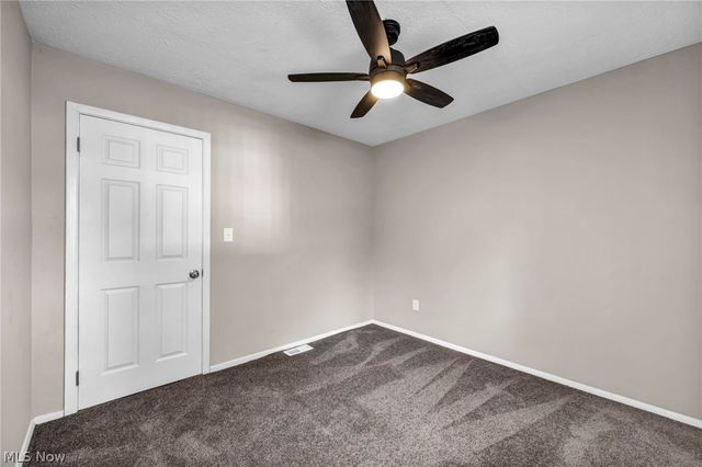 12215 National Drive, Grafton, OH 44044