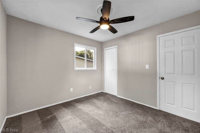 12215 National Drive, Grafton, OH 44044