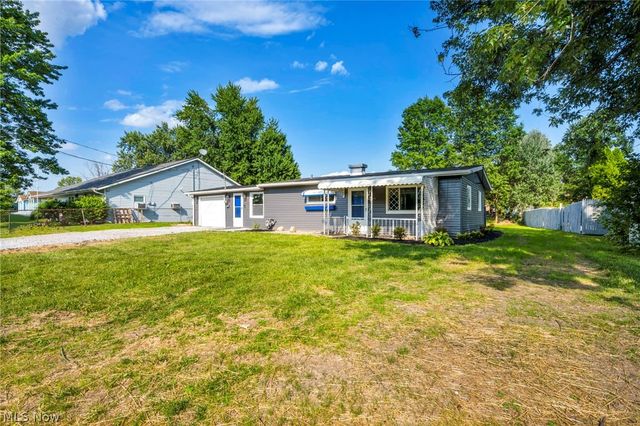 12215 National Drive, Grafton, OH 44044