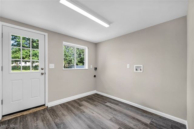 12215 National Drive, Grafton, OH 44044