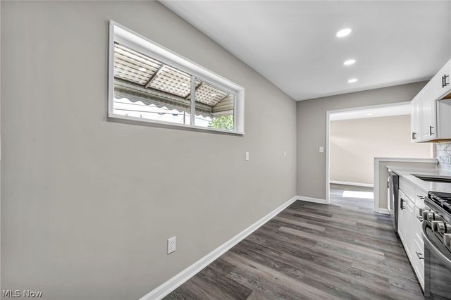 12215 National Drive, Grafton, OH 44044