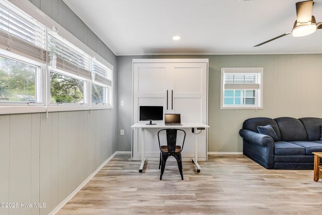 139 NE 18th Street, Oak Island, NC 28465